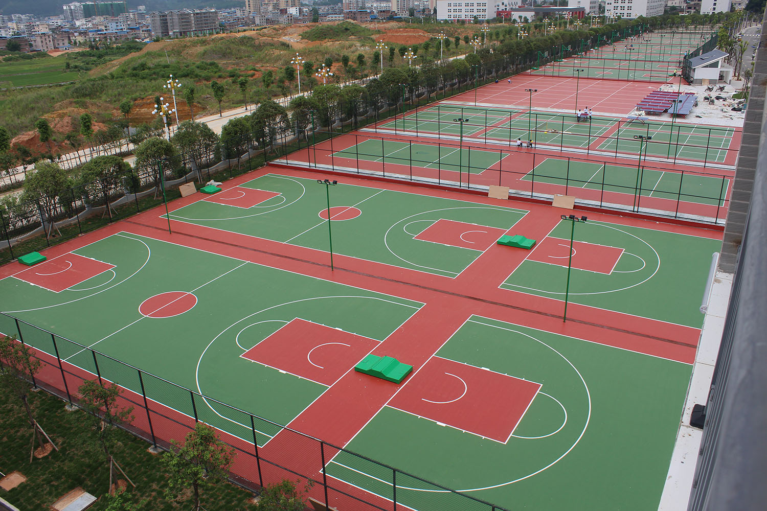 江西安远一中-水性硅PU篮球场，排球场、羽毛球场